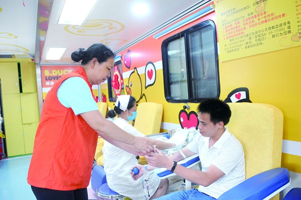 獻(xiàn)血車給我們帶來(lái)什么好處？01